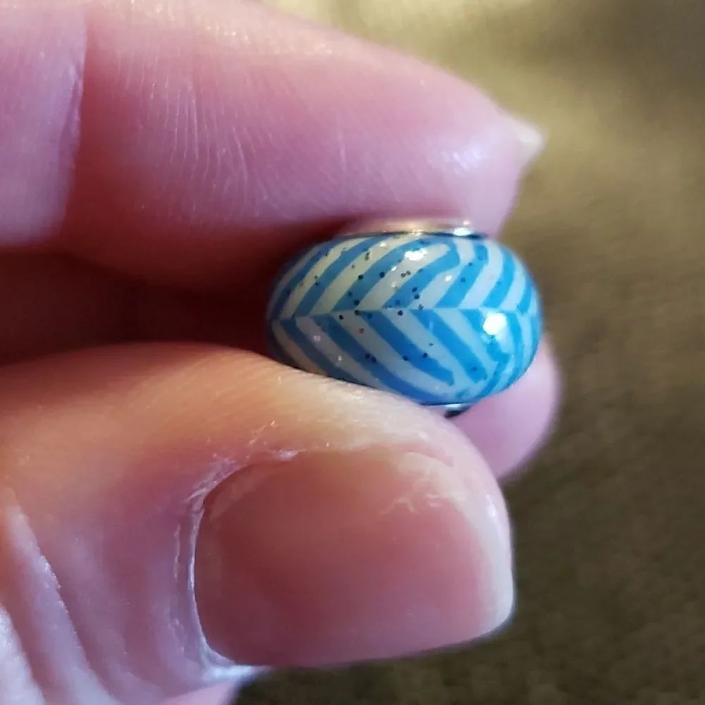 Blue Charm Bundle   - Picture 4 of 6